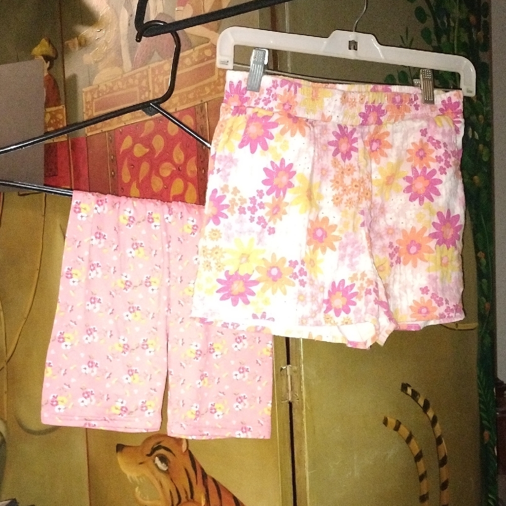 2 Cat & Jack 1 Pink and 1 Orange Floral Shorts